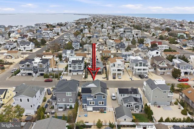 226 N 13TH ST, Surf City, NJ 08008
