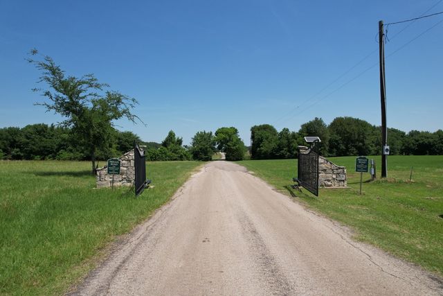 Lots 31-32 Private Road 5986, Yantis, TX 75497