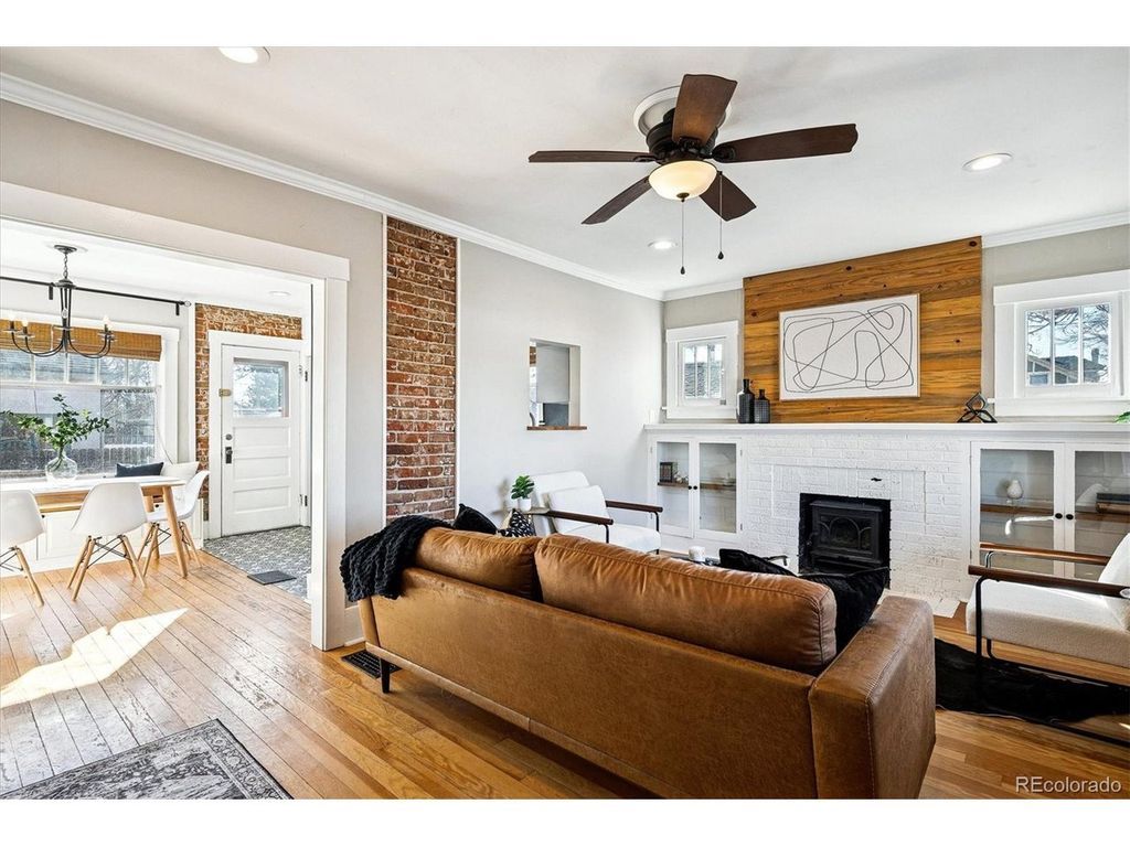 122 E Louisiana Ave, Denver, CO 80210