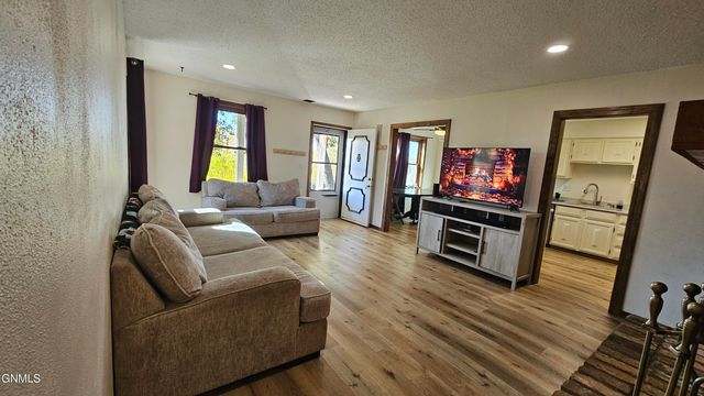 150 Riverside Park Road, Bismarck, ND 58504 property photo