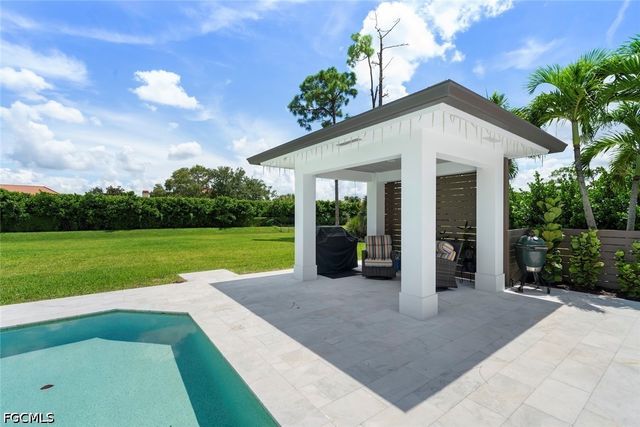 15367 Old Pine CT, Fort Myers, FL 33912