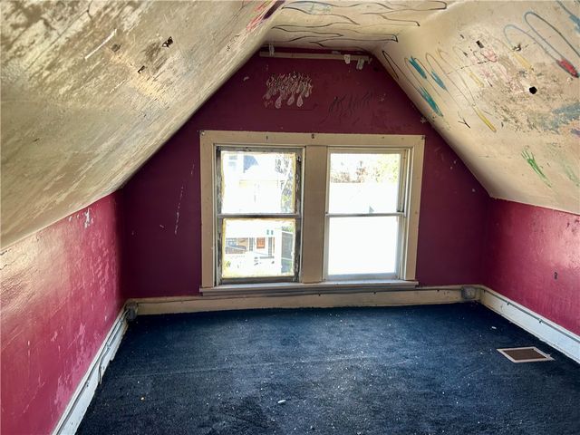 4327 Haldane St, Greenfield, PA 15207