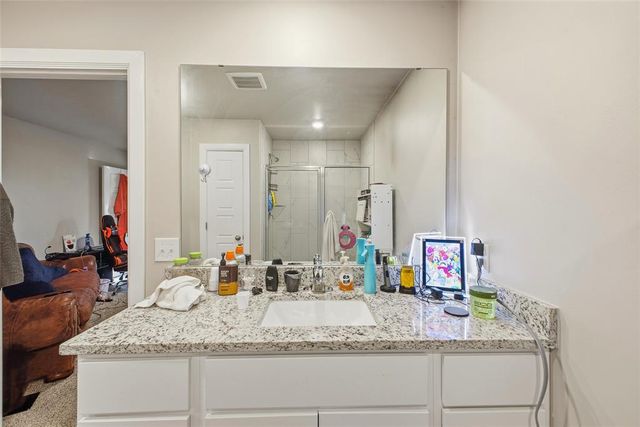 12617 Florence Lane, Yukon, OK 73099