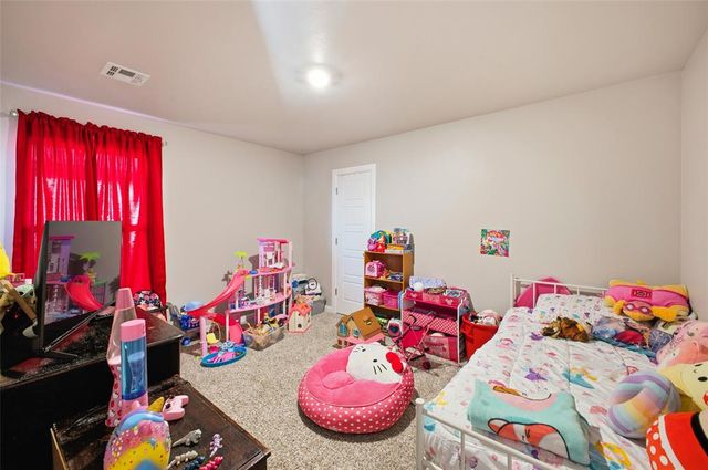 12617 Florence Lane, Yukon, OK 73099