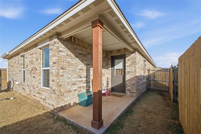 12617 Florence Lane, Yukon, OK 73099