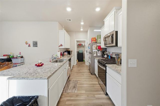 12617 Florence Lane, Yukon, OK 73099