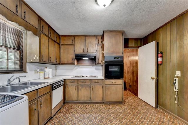 2140 Irwin Bridge Road NW, Conyers, GA 30012