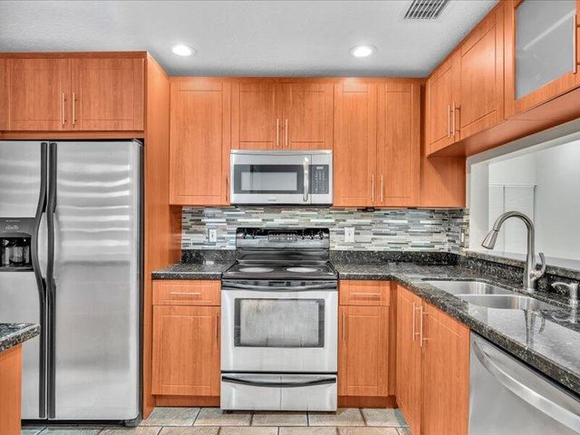 4991 SW 32nd Avenue 4991, Dania Beach, FL 33312