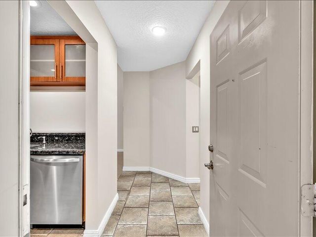 4991 SW 32nd Avenue 4991, Dania Beach, FL 33312