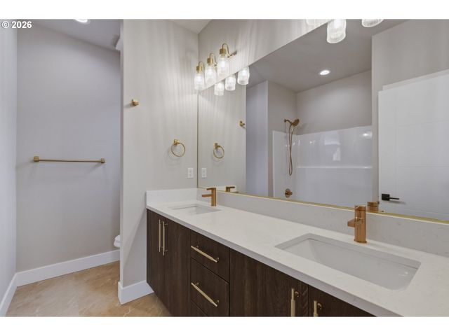 628 Se 34TH St, Battle Ground, WA 98604