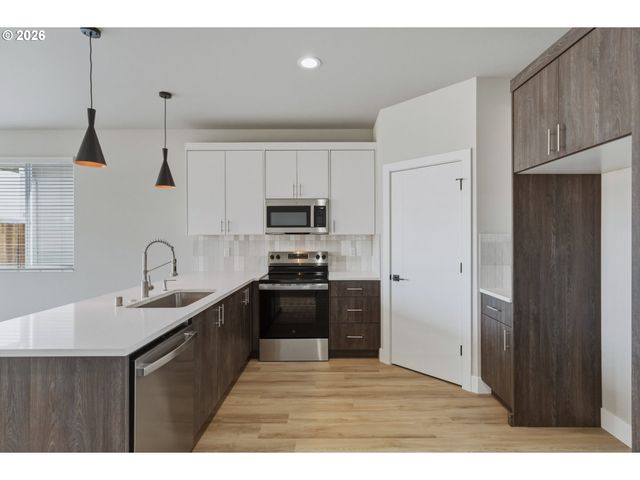 628 Se 34TH St, Battle Ground, WA 98604