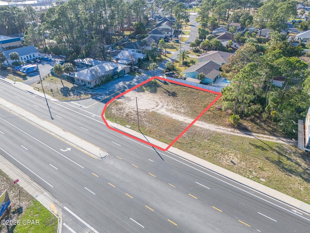 Image 5 of property listing at 401 & 403 N Arnold Road, Panama City Beach, FL 32413