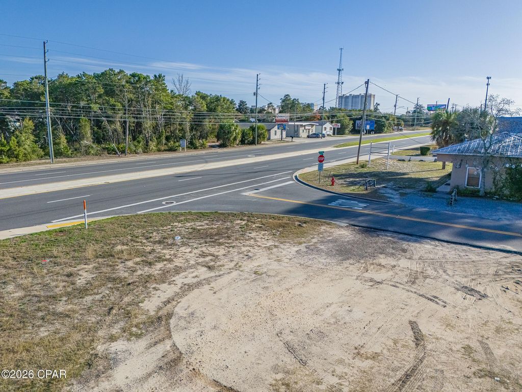 Image 9 of property listing at 401 & 403 N Arnold Road, Panama City Beach, FL 32413