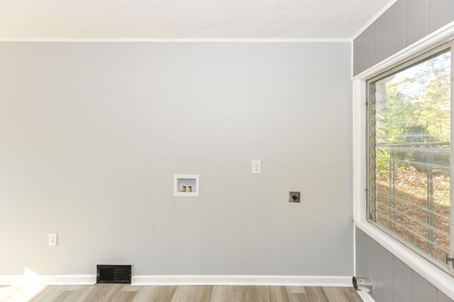 2212 E 86th Street, Indianapolis, IN 46240