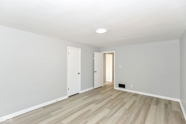 2212 E 86th Street, Indianapolis, IN 46240