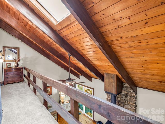 2760 Ugugu Drive, Brevard, NC 28712