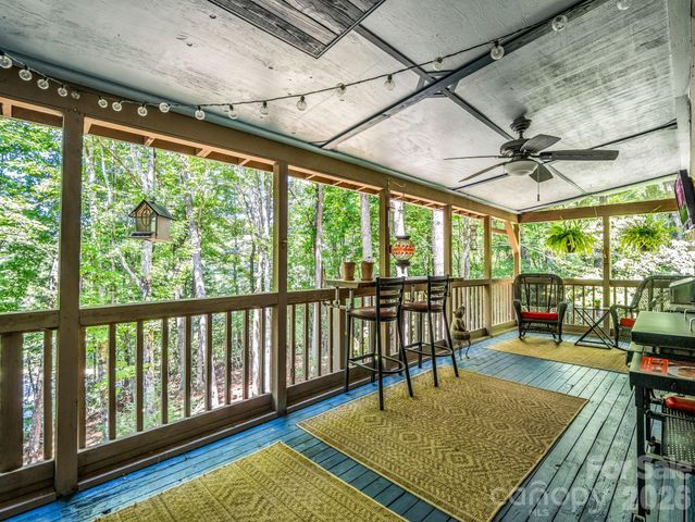 2760 Ugugu Drive, Brevard, NC 28712