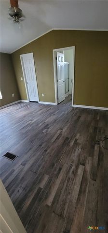 703 W Oakland Avenue, Seadrift, TX 77983