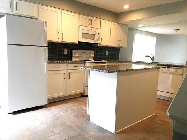 1311 E WASHINGTON STREET, Orlando, FL 32801