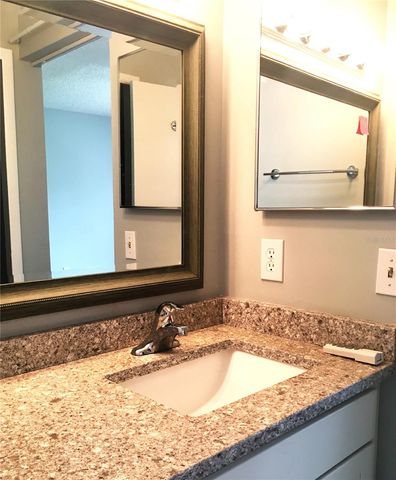 1311 E WASHINGTON STREET, Orlando, FL 32801