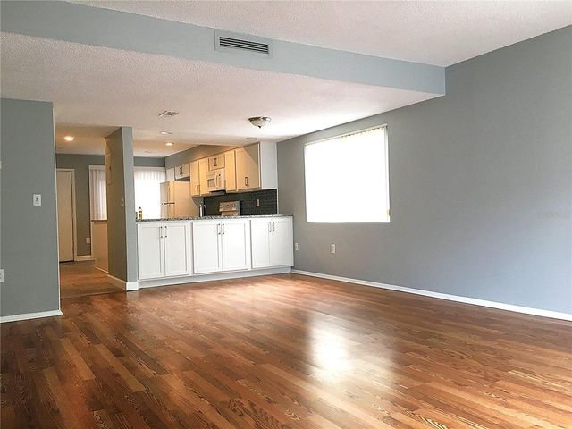 1311 E WASHINGTON STREET, Orlando, FL 32801