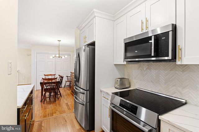 111 ASHBY CT, Mt Laurel, NJ 08054