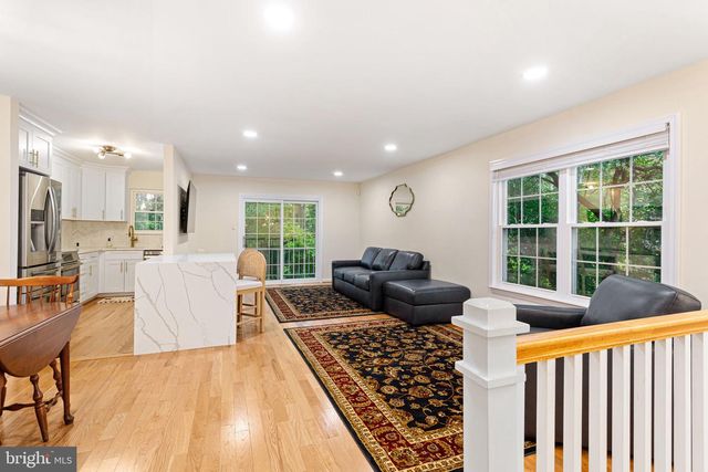 111 ASHBY CT, Mt Laurel, NJ 08054