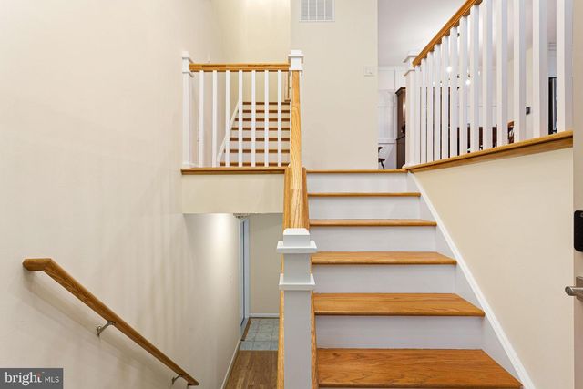 111 ASHBY CT, Mt Laurel, NJ 08054