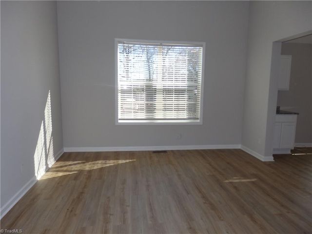 491 W Peacock Avenue, Denton, NC 27239