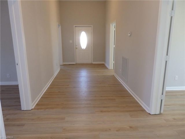 491 W Peacock Avenue, Denton, NC 27239