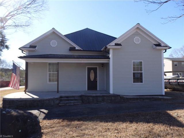 491 W Peacock Avenue, Denton, NC 27239