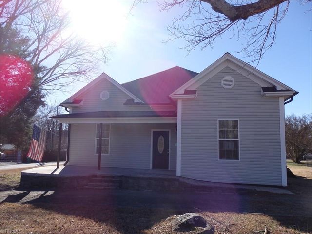 491 W Peacock Avenue, Denton, NC 27239