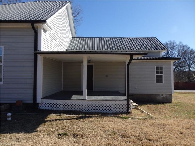 491 W Peacock Avenue, Denton, NC 27239