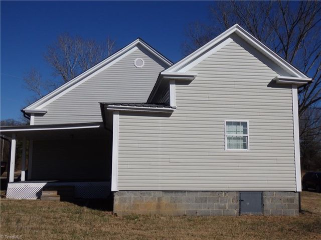 491 W Peacock Avenue, Denton, NC 27239