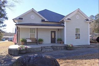 491 W Peacock Avenue, Denton, NC 27239