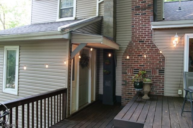 162 Lakeside Dr, Liberty Twp., NJ 07823