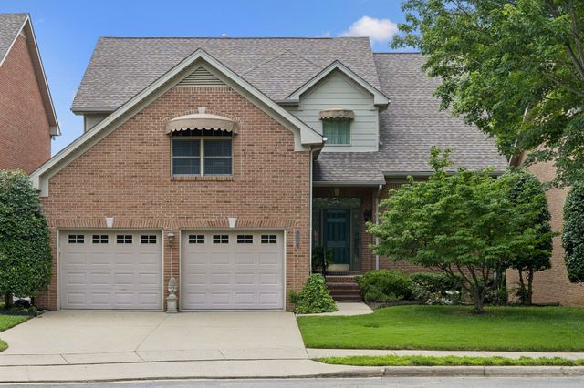 114 Hunt Crest Ct, Clarksville, TN 37043