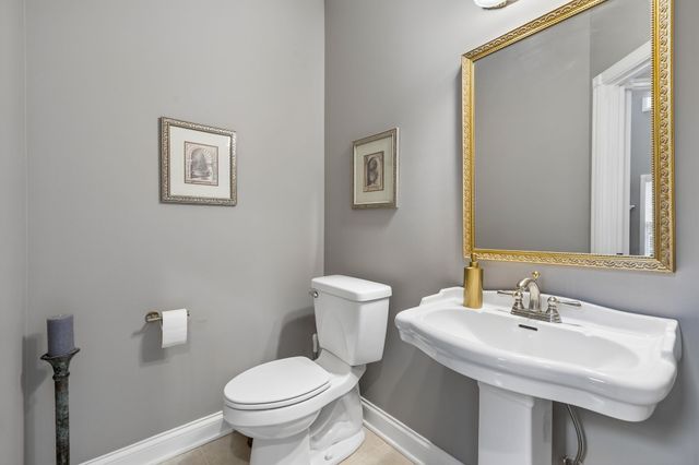114 Hunt Crest Ct, Clarksville, TN 37043