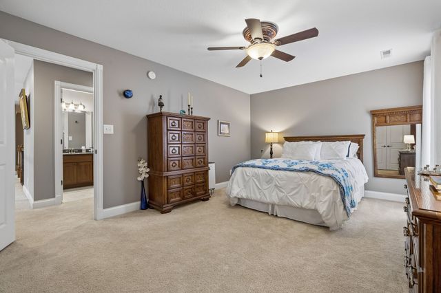 114 Hunt Crest Ct, Clarksville, TN 37043