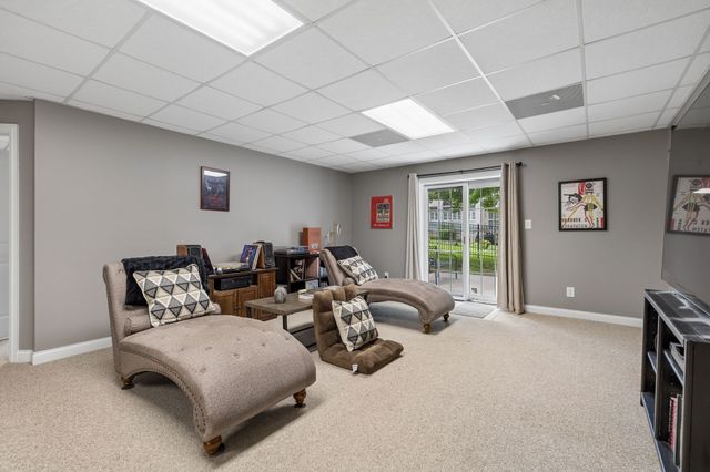 114 Hunt Crest Ct, Clarksville, TN 37043