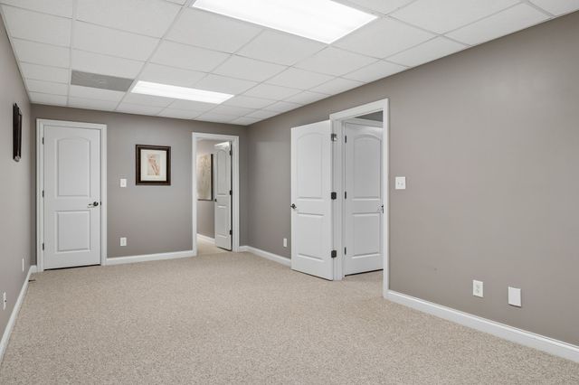 114 Hunt Crest Ct, Clarksville, TN 37043