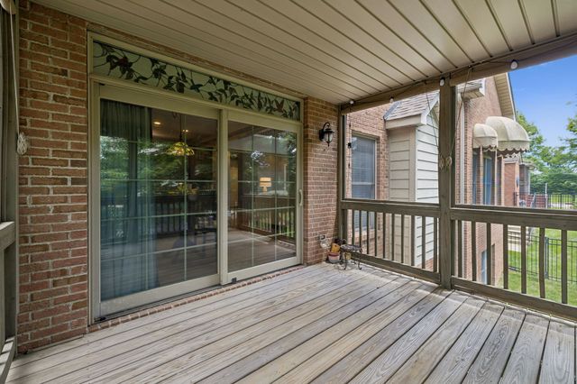 114 Hunt Crest Ct, Clarksville, TN 37043