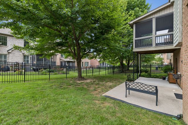 114 Hunt Crest Ct, Clarksville, TN 37043