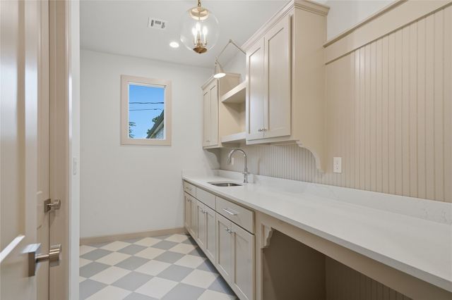 232 E 46th Street, Tulsa, OK 74105