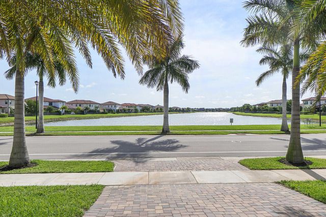 8685 Parkland Bay Drive, Parkland, FL 33076