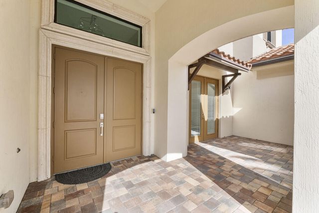 8685 Parkland Bay Drive, Parkland, FL 33076