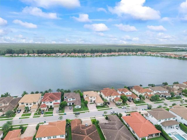 8685 Parkland Bay Drive, Parkland, FL 33076