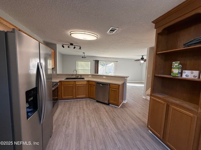 1865 GREEN SPRINGS Circle C, Fleming Island, FL 32003