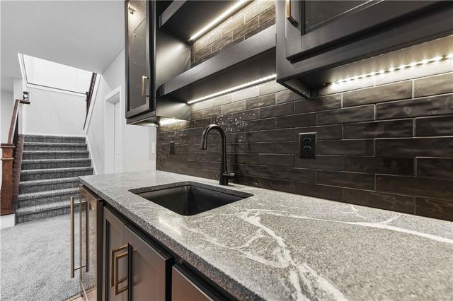 4510 SW Fenwick Road, Lee's Summit, MO 64083