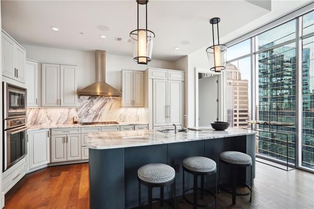 1065 Peachtree Street NE 3005, Atlanta, GA 30309